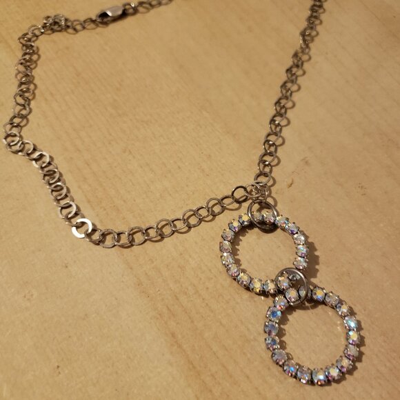 Silver and Crystal Necklace. - Picture 1 of 4